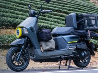 Skutik 150cc Unik Kuat Bonceng Barang 40 Kg, SYM 4MICA 2025 Dijual Rp 40 Juta