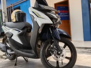 Ternyata Berbahaya Geber-geber Motor Matic Saat Menggunakan Standar Tengah
