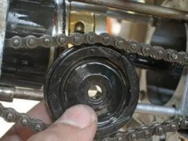 Sering Dengar Rantai Keteng di Motor, Ini Fungsi dan Cara Kerjanya?